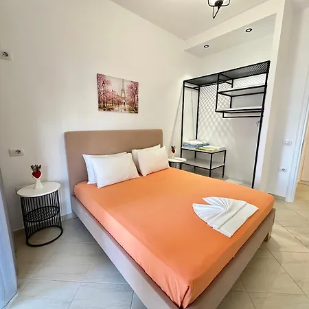 Sun Beachfront Apartmán *