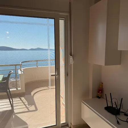 Sun Beachfront Sarandë