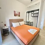 Sun Beachfront דירה *