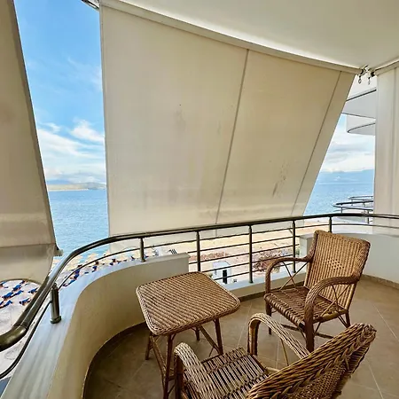 Sun Beachfront Sarandë