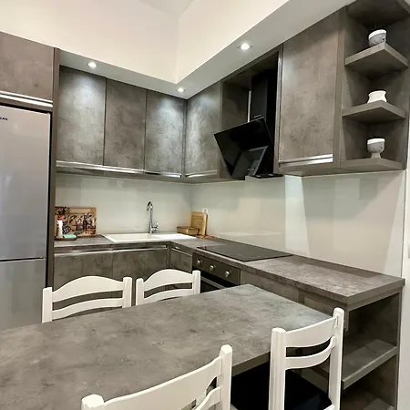 Sun Beachfront * Sarandë